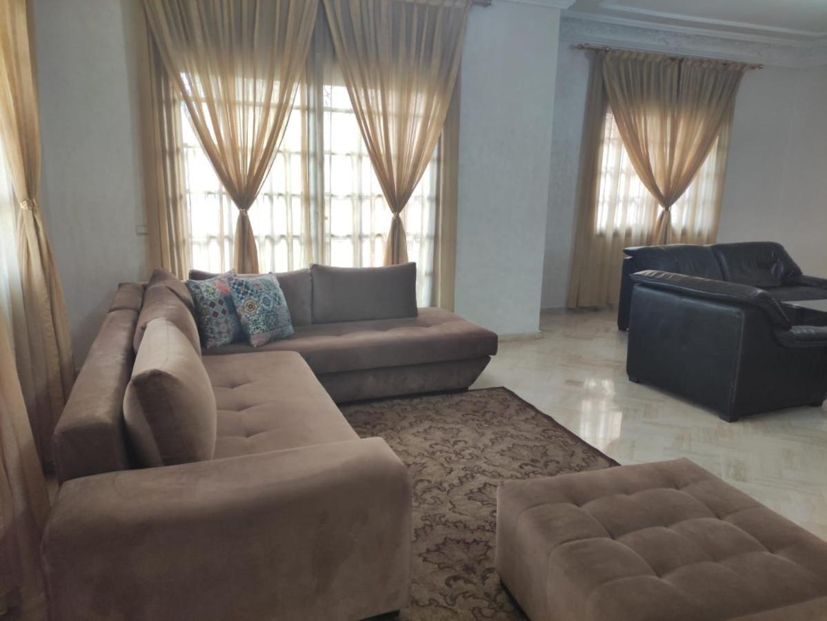 Superbe Villa, Tramway Laymoun Villa *